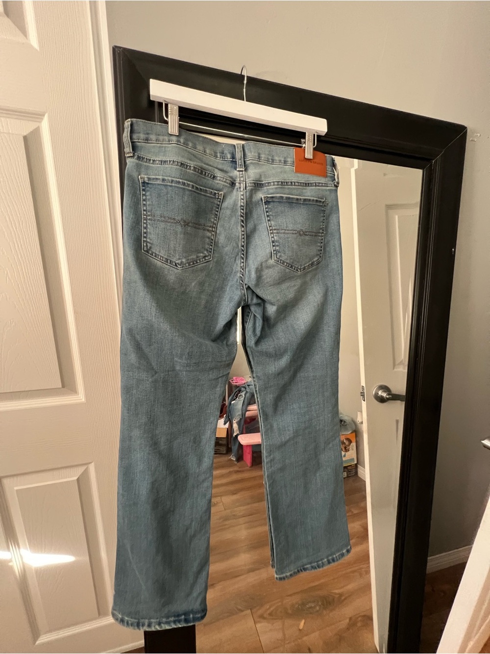 Lucky Brand Light Blue Straight Leg woven Jeans